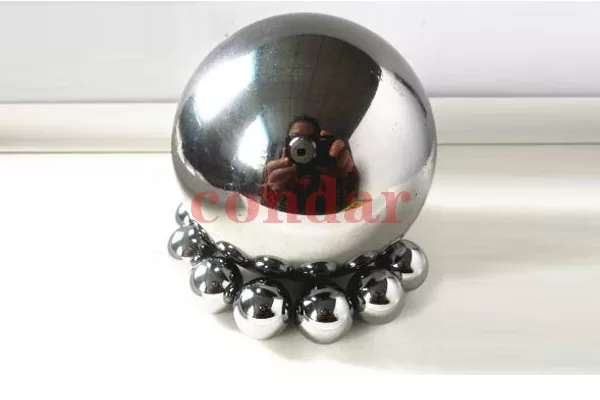 Processus de fabrication et portée d'application des boules en acier en carbone